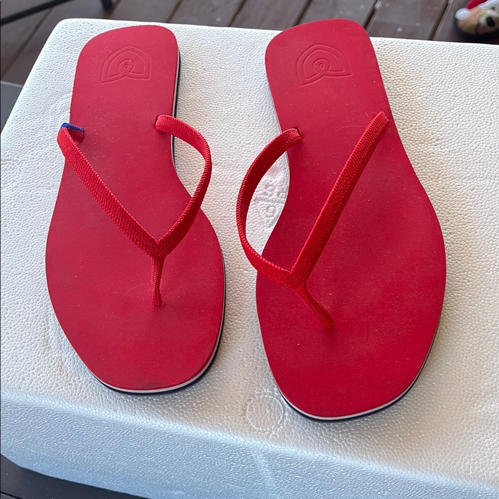 rothy’s flip flops, size 8, lightly used